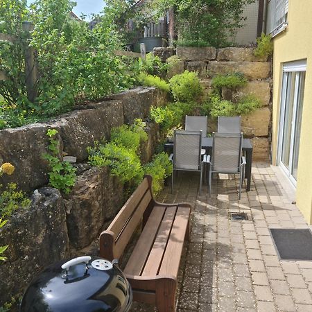 Exclusive Cozy Apartment In The Heart Of Franconia Gaukonigshofen Camera foto